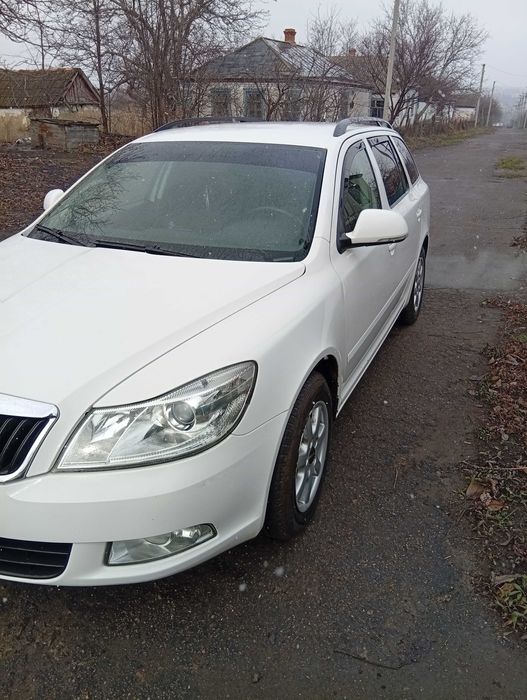 Продам шкоду універсал