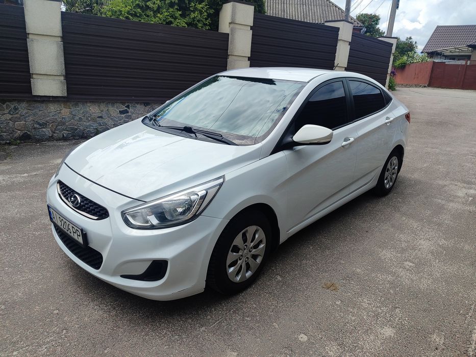 Hyundai accent 1,4 офіційний