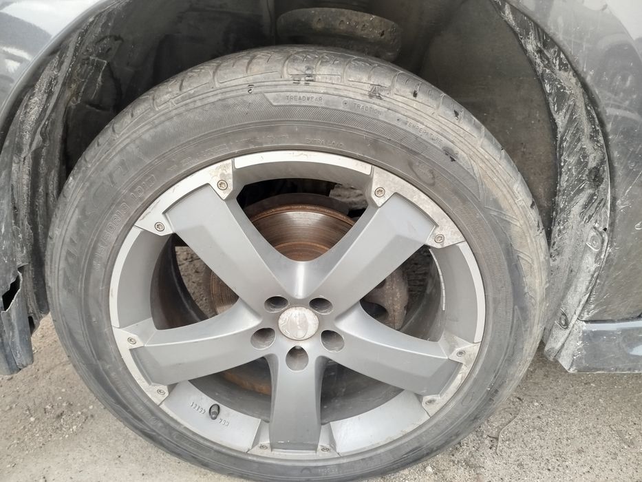 Subaru Koła alufelgi z oponami lato 18 cali stan bdb wysyłka