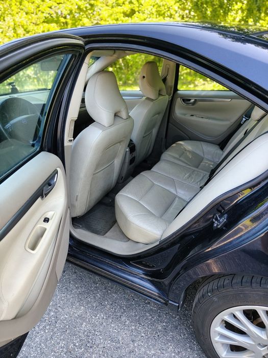 Volvo S60 2.4 D5