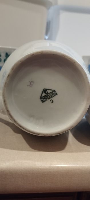 Serwis Śniadaniowy-Chodzież. 6Kubkow+Dzban.Lata 80-te