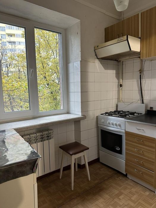 2-кімн. квартира біля парку, пр. Голосіївський 100/2