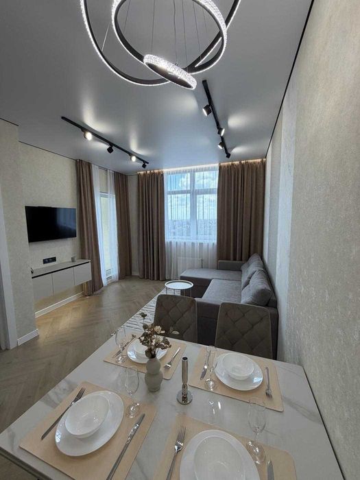 65 Перлина | 2-кімнатна квартира з дизайнерським ремонтом | 67 м² | Краснова