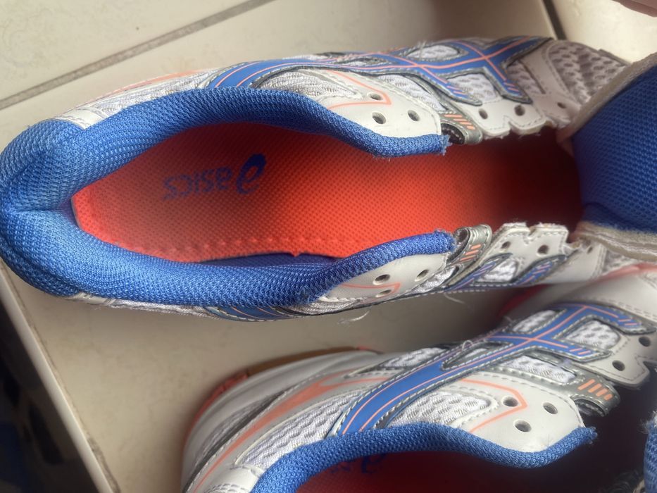 Buty do siatkówki Asics 37rozmiar