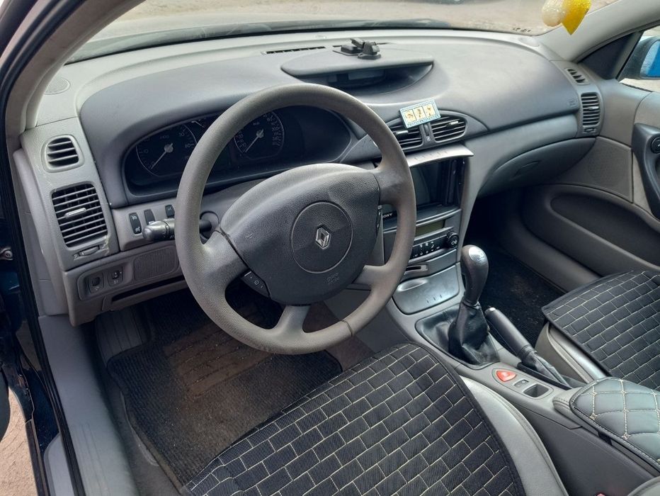 Renault Laguna Рено Лагуна