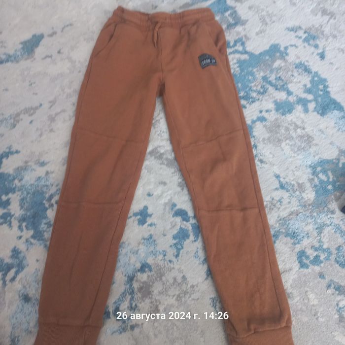 Лёгкий спортивный костюм