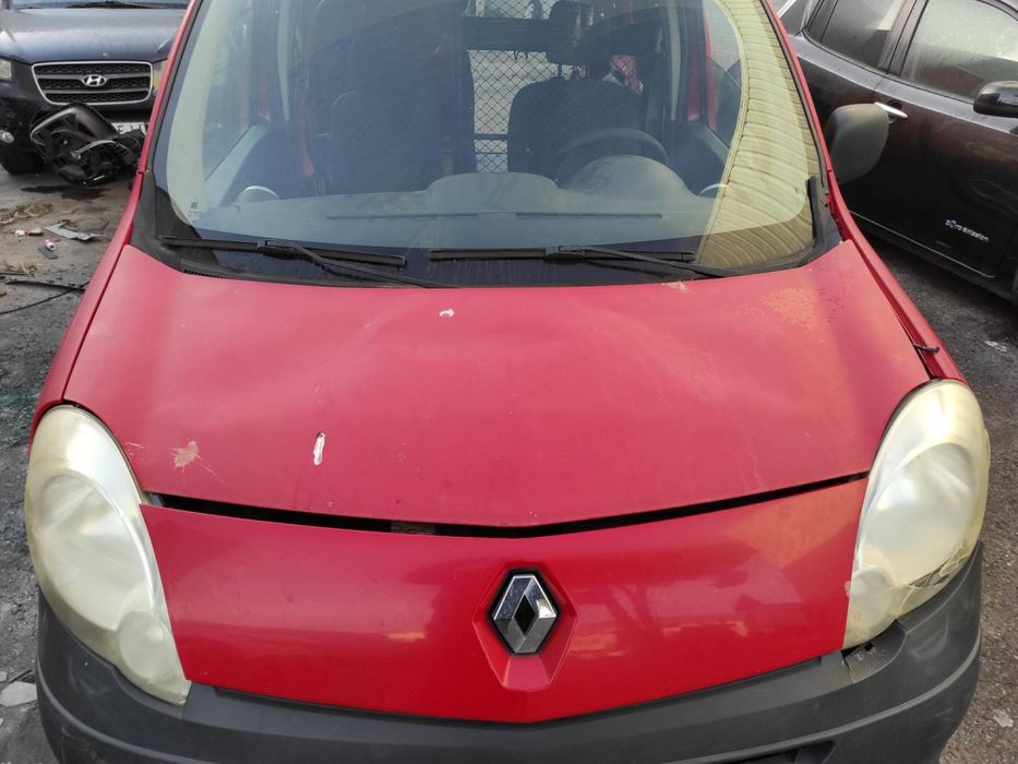Capô Renault Kangoo