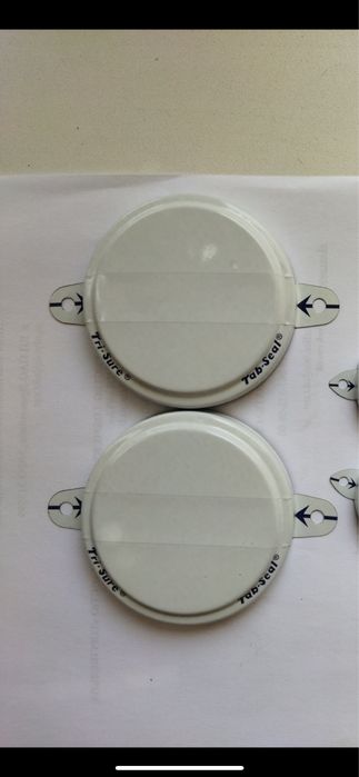 Пломби кришки корки