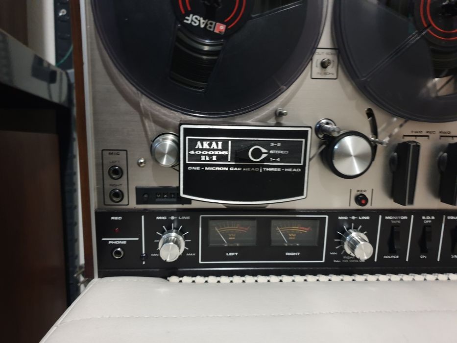 Magnetofon szpulowy Akai 4000DS mk2