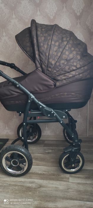 Продам детскую коляску 2/1
