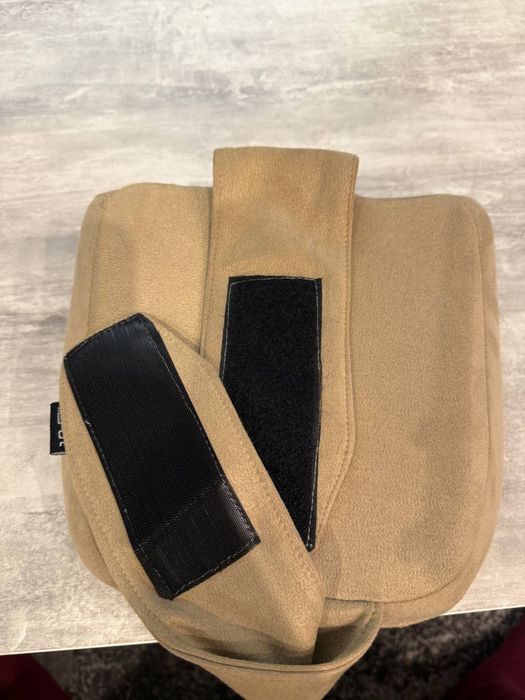 Автоподушки на підголівник (+ накидки на сидіння)