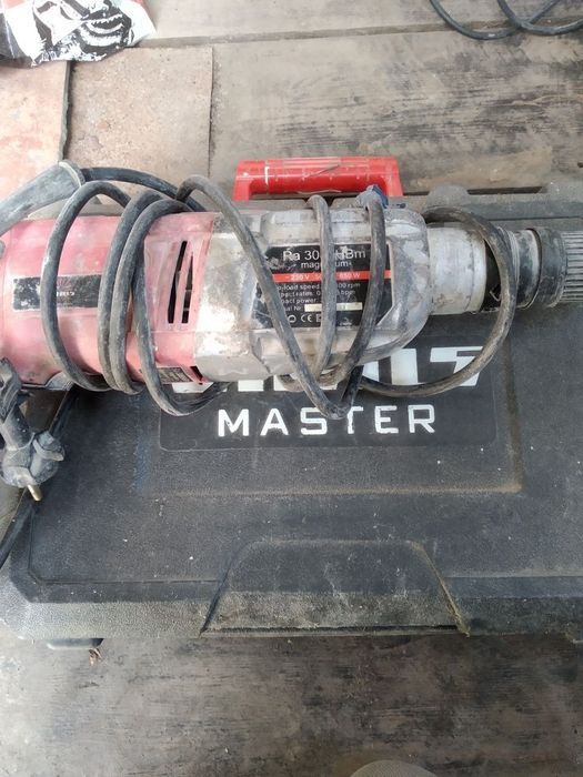 Перфоратор Vitals master