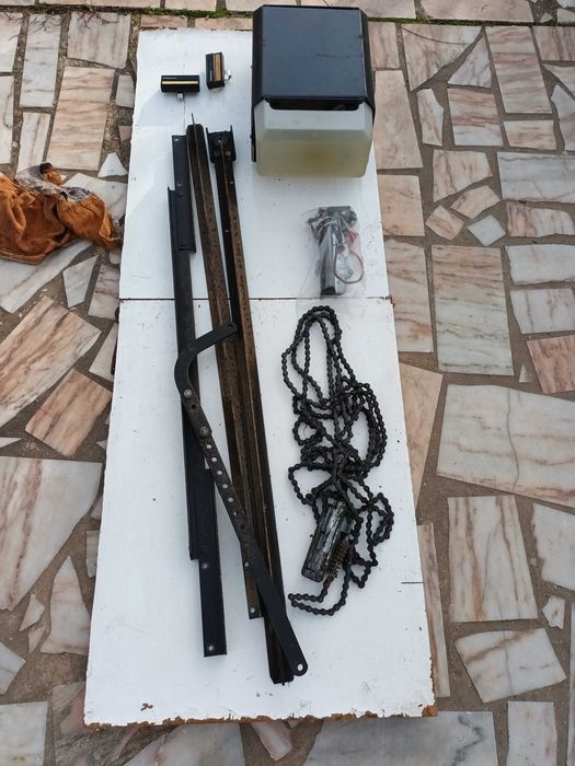 Automatismo de portão de garagem, LIFT Master, Avariado , (Para peças)