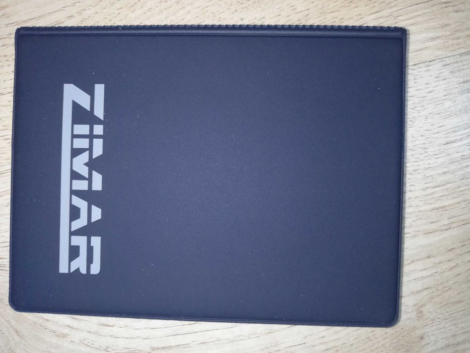 etui na dokumenty