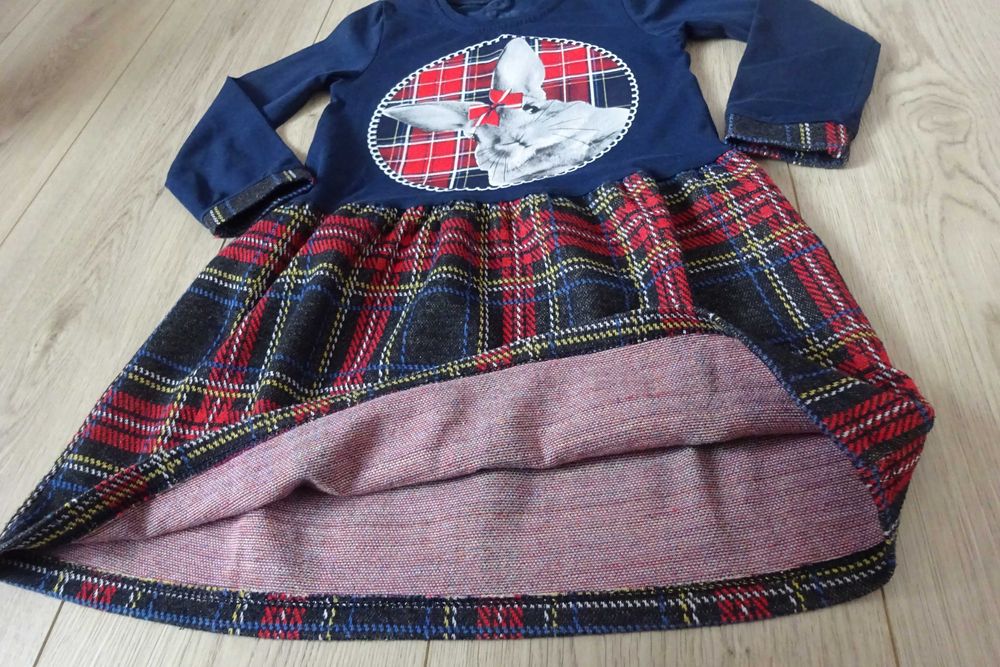 Sukienka bawełniana z zajączkiem r. 116