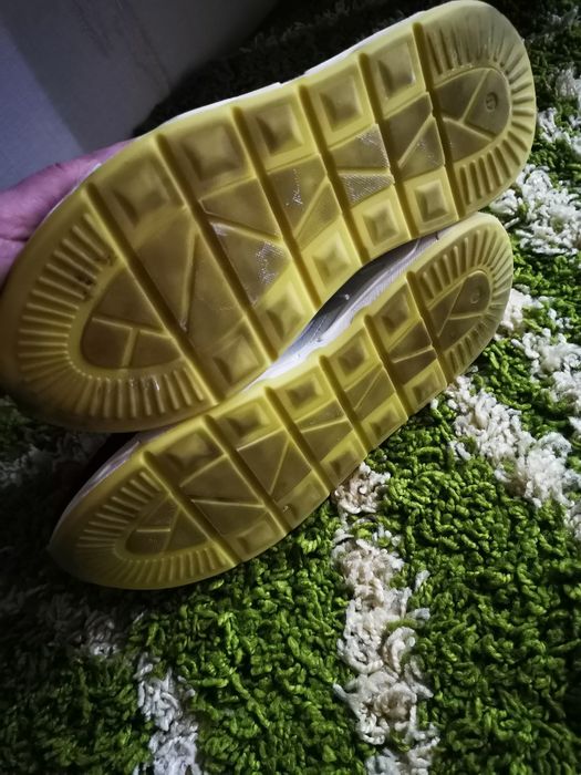 Продам кросівки 41р.(27см)