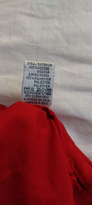 Camisa sem mangas em lantejoulas  vermelha