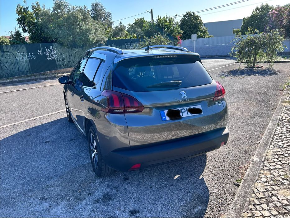 Peugeot 2008 1.6 hdi allure