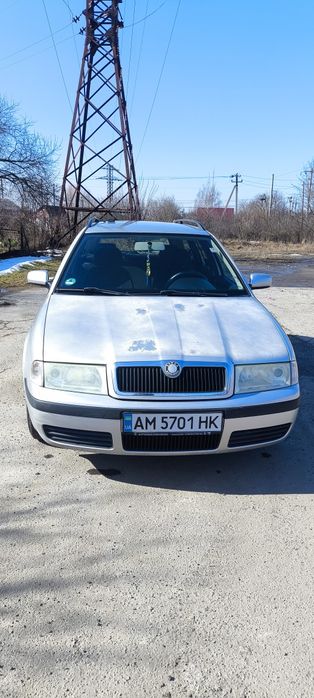 Skoda Oktavia tour 1.6 mpi бензин/газ