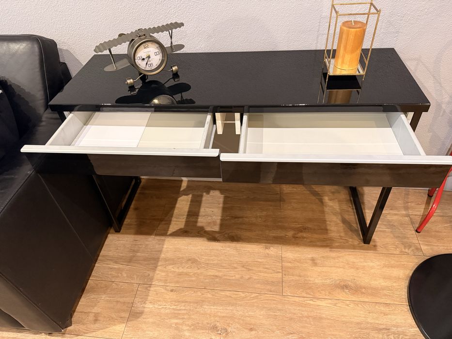 2 Consolas individuais pretas brilhantes com gavetas