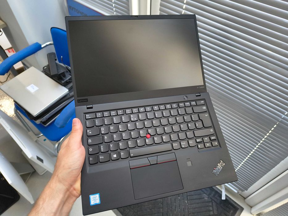 Lenovo ThinkPad X1 Carbon 6Gen (Core i5-8350U/8Gb-DDR4-256Gb-SSD)