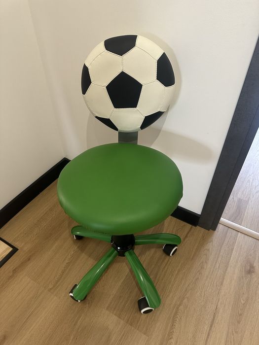 Fotel dziecięcy obrotowy GOL HALMAR