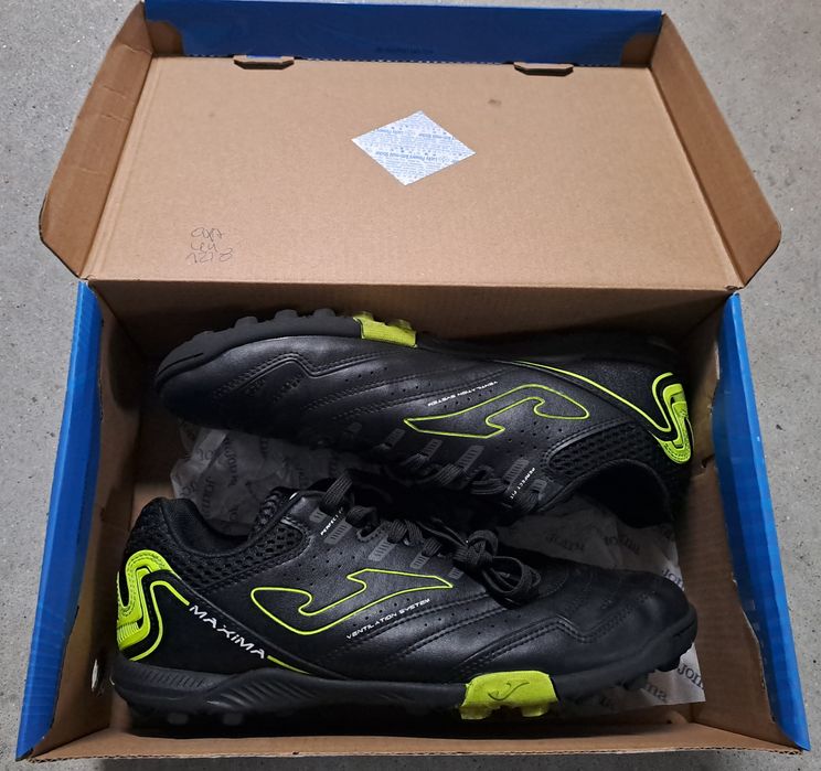 Sapatilha / Chuteira indoor Joma Maxima 2451 Black Lemon Turf - Tam. 42