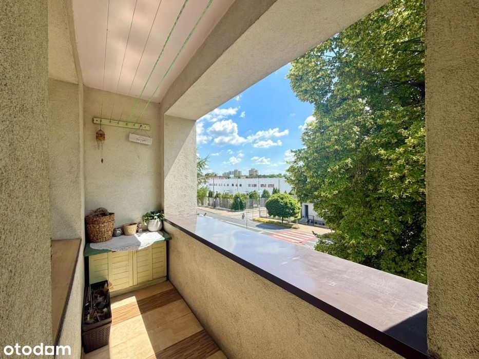 3 pokoje, I piętro, balkon - ścisłe centrum! - Więcej