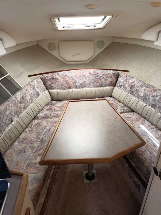 Jacht motorowy Bayliner Cierra 2655