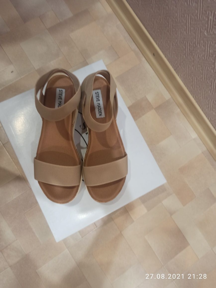 Steve Madden Elba Wedge Sandal Nude 1 250 Olx