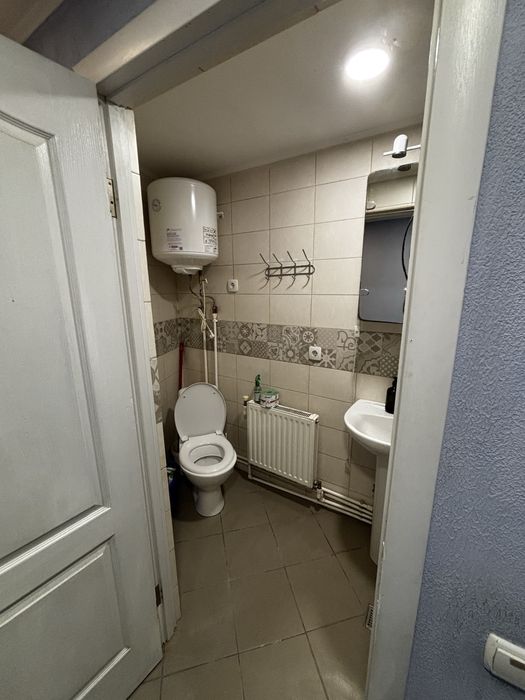 Частина приватного будинку двокімнатна квартира