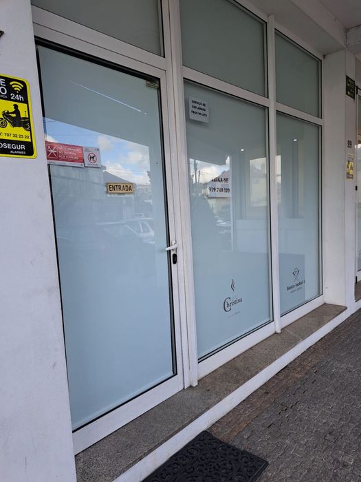 Estabecimento Comercial/Padaria com fabrico - Paços de Ferreira