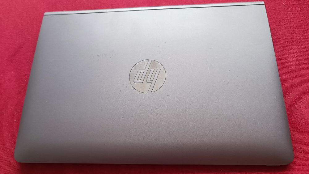 Ноутбук Hp  на запчасти или под ремонт
