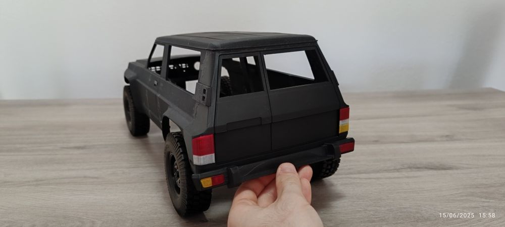 Body Nissan Patrol Y60 1/10