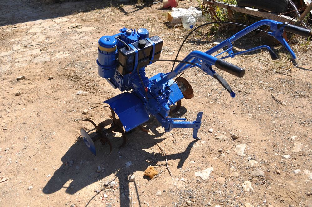 motoenchada a gasóleo 12 c.v motor lombardini