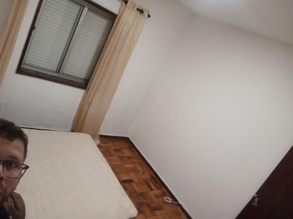 Quarto para alugar casa t3