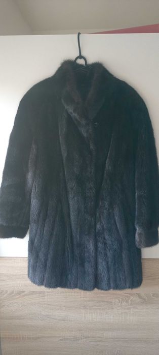 Naturalne futro z norek