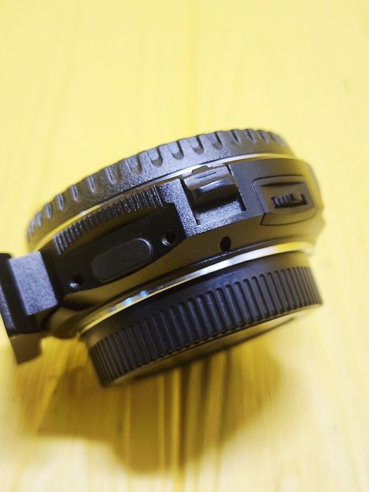 Адаптер Metabones Canon EF Lens to Micro  Four Thirds T Speed Booster