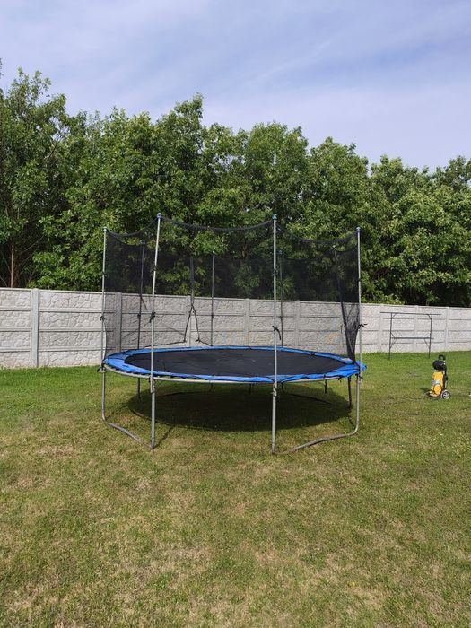 Trampolina ogrodowa duża