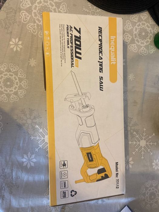 Serra Sabre Recíproca Inequalit 710W – Semi  Nova