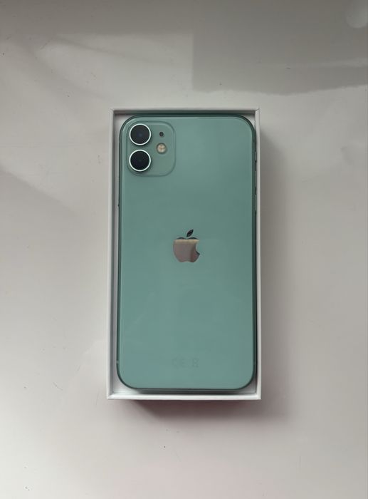 Iphone 11 128GB + capas incluidas
