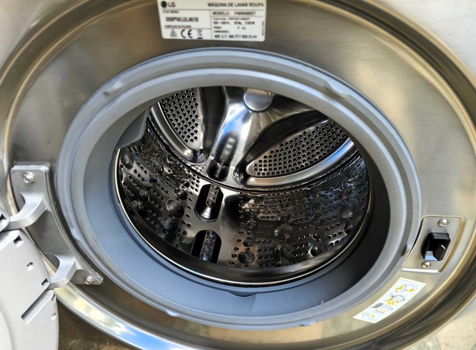 Máquina de Lavar Roupa LG  A+++  inox