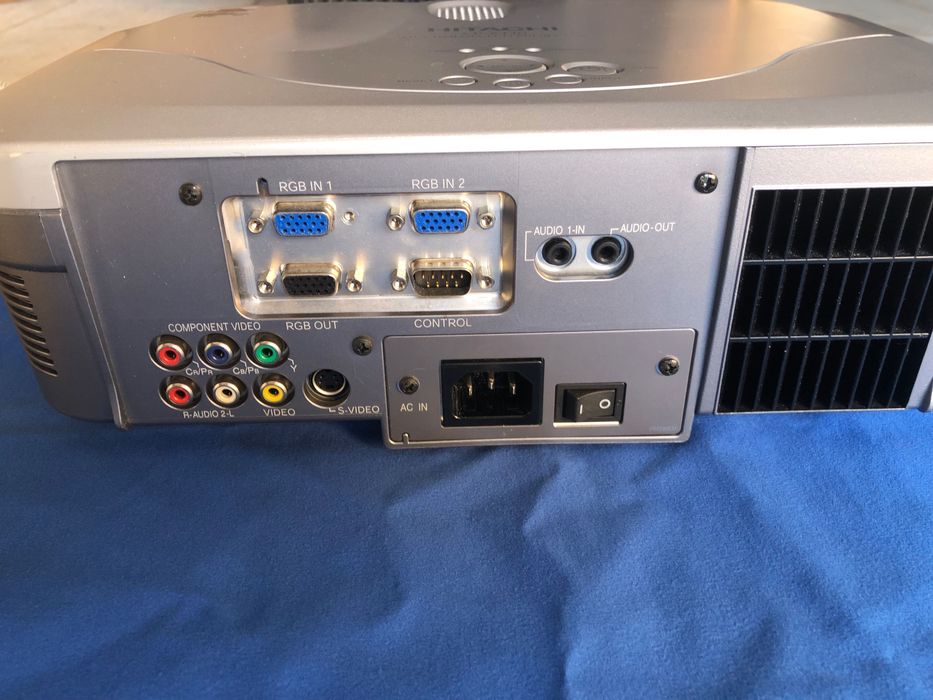 Projector Hitachi64283958585090122