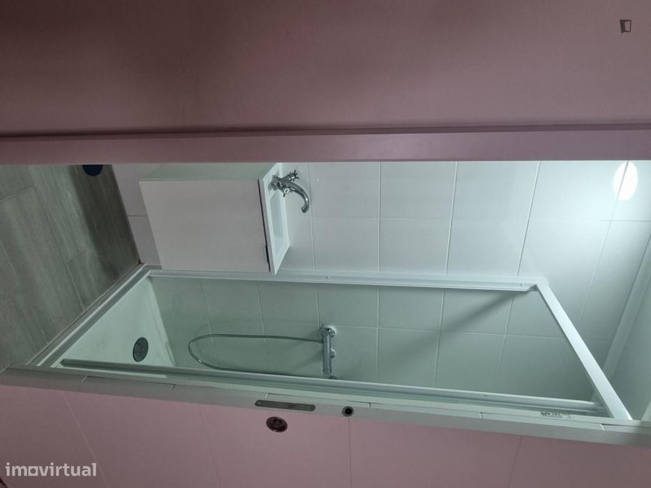 Quarto - localizado em Sintra Lisbon