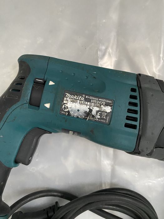 Оригінальний Перфоратор Makita HR2470