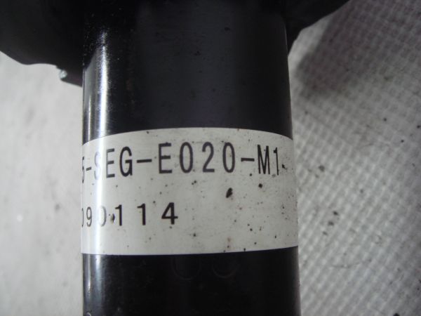 Amortecedor frente esquerdo HONDA Accord VII Tourer (CM_, CN_)