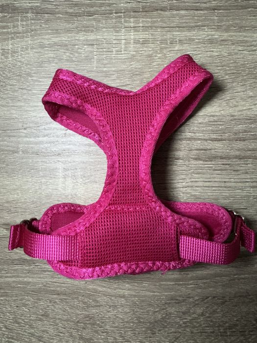 Шлея Trixie Comfort Soft для собак XXS-XS 25-35 см х 15 мм, фуксія