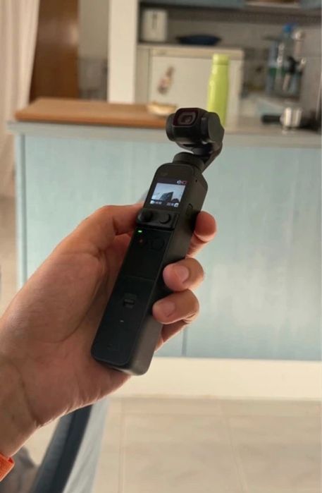 DJI Pocket 2 – Câmara Gimbal 4K 60fps + Pega Do-It-All e Adaptador USB-C