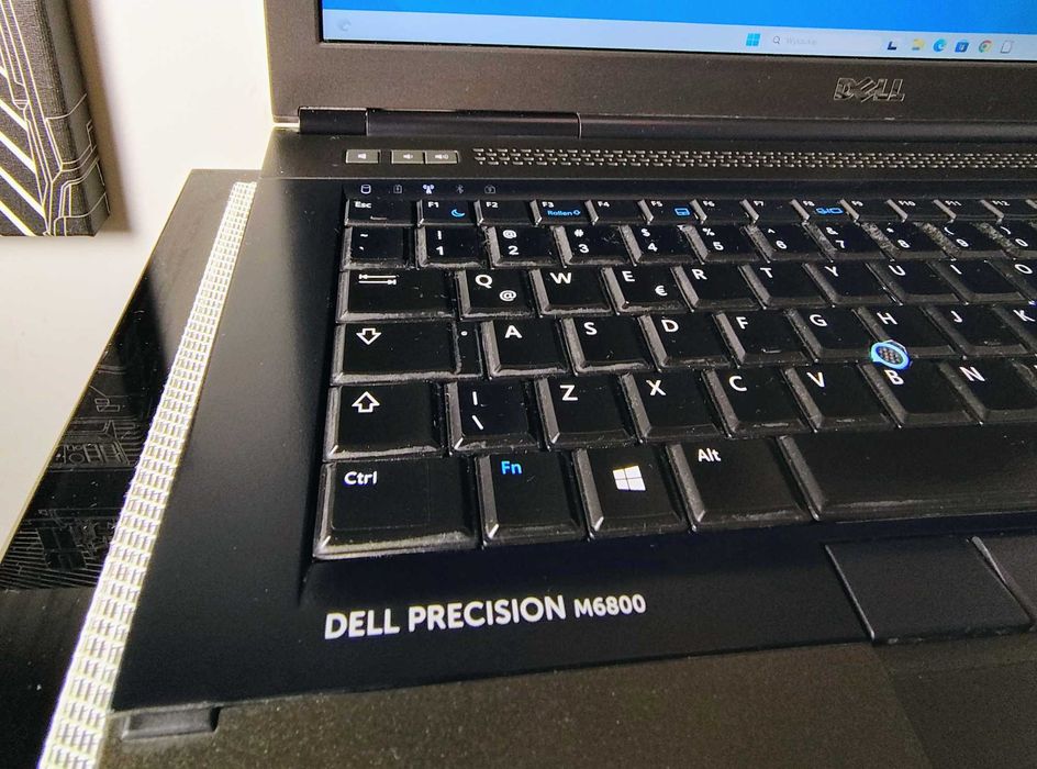 Dell Precision M6800 17-i7 2.80GHz/32GB/512/SSD/NVIDIA/4GB/K4100M/DDR5