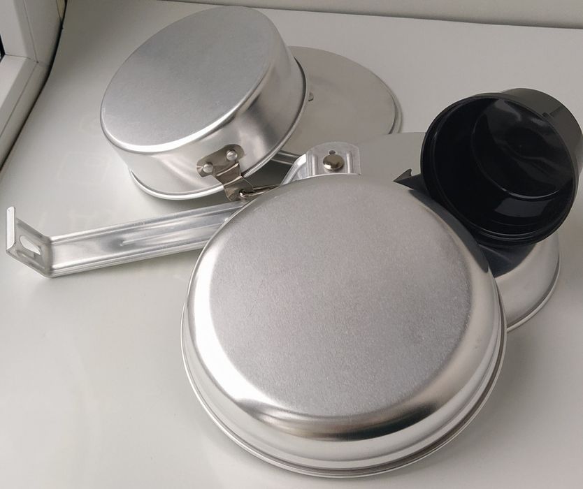 Набір посуду для кемпінгу